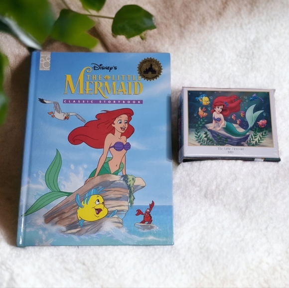 Disney's The Little Mermaid Hardcover Book, Classic Moments Puzzle & Flounder - Picture 5 of 9